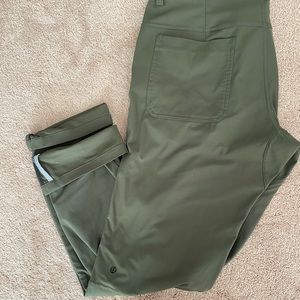 Lululemon athletica classic ABC pant EUC